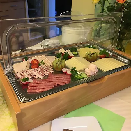 G\u00e4stehaus Schmid - Garni Gasthof Memmingen